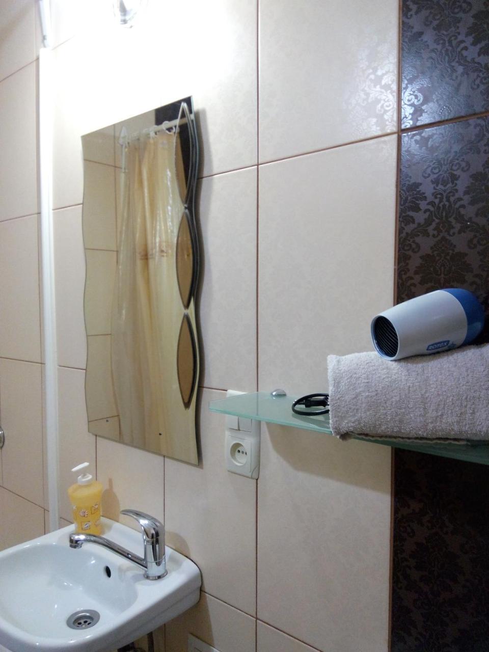 Flat On Sheptytskykh Apartment Liov Exterior foto