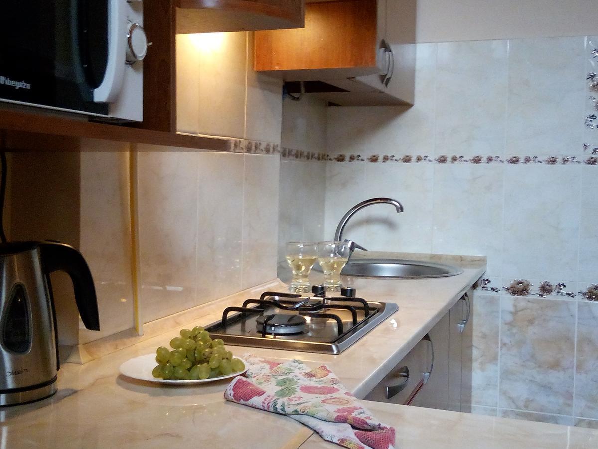 Flat On Sheptytskykh Apartment Liov Exterior foto